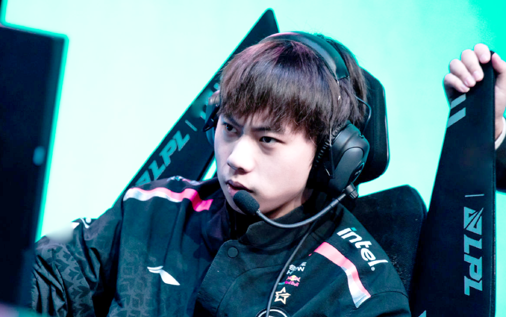 RNG力克EDG，Rascal惊艳世界