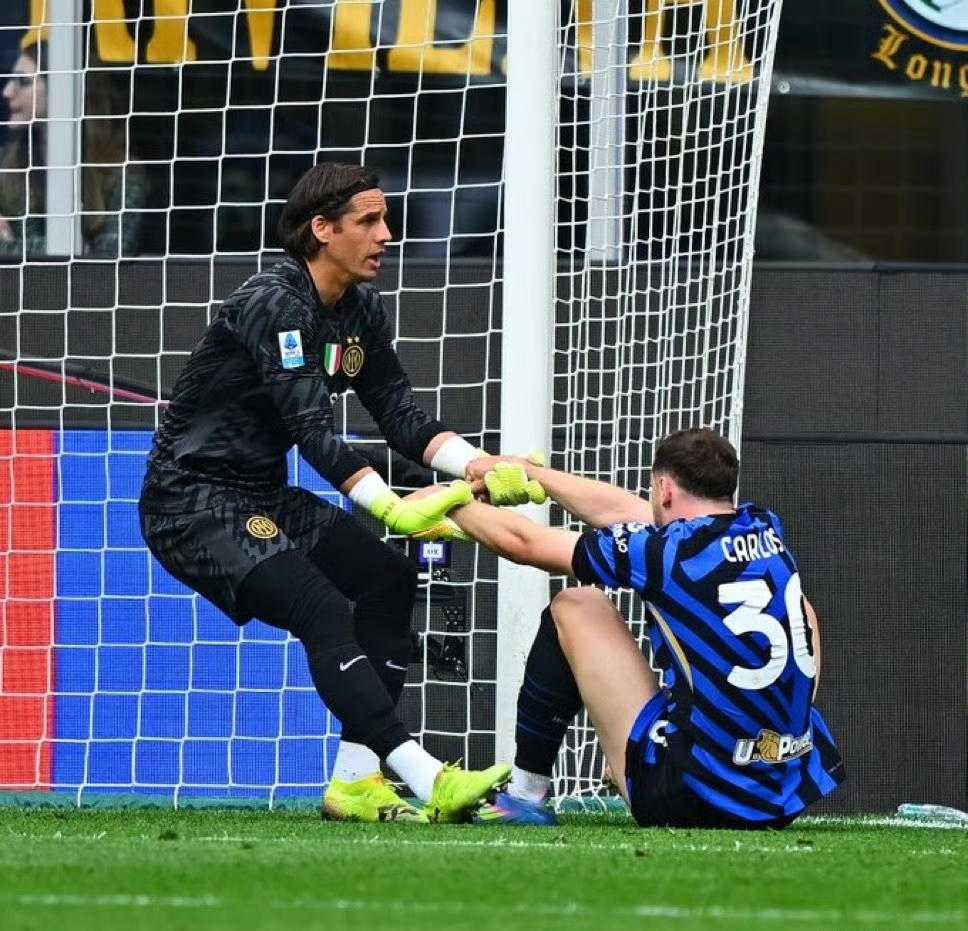 希腊绝杀国际米兰，迪马利亚扛起全队