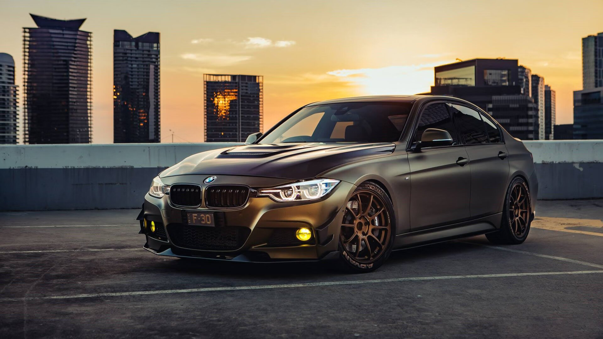 威廉姆斯爆冷夺首胜，周冠宇第九名点燃中国赛车希望