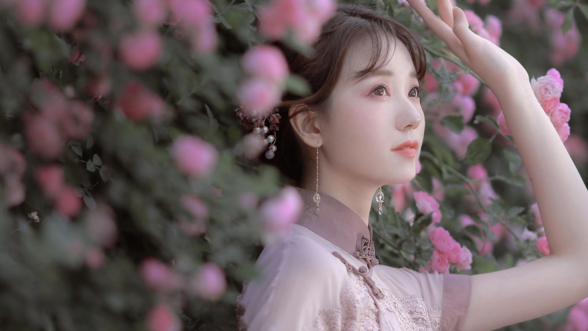 今夜，他是世界天平上唯一的砝码