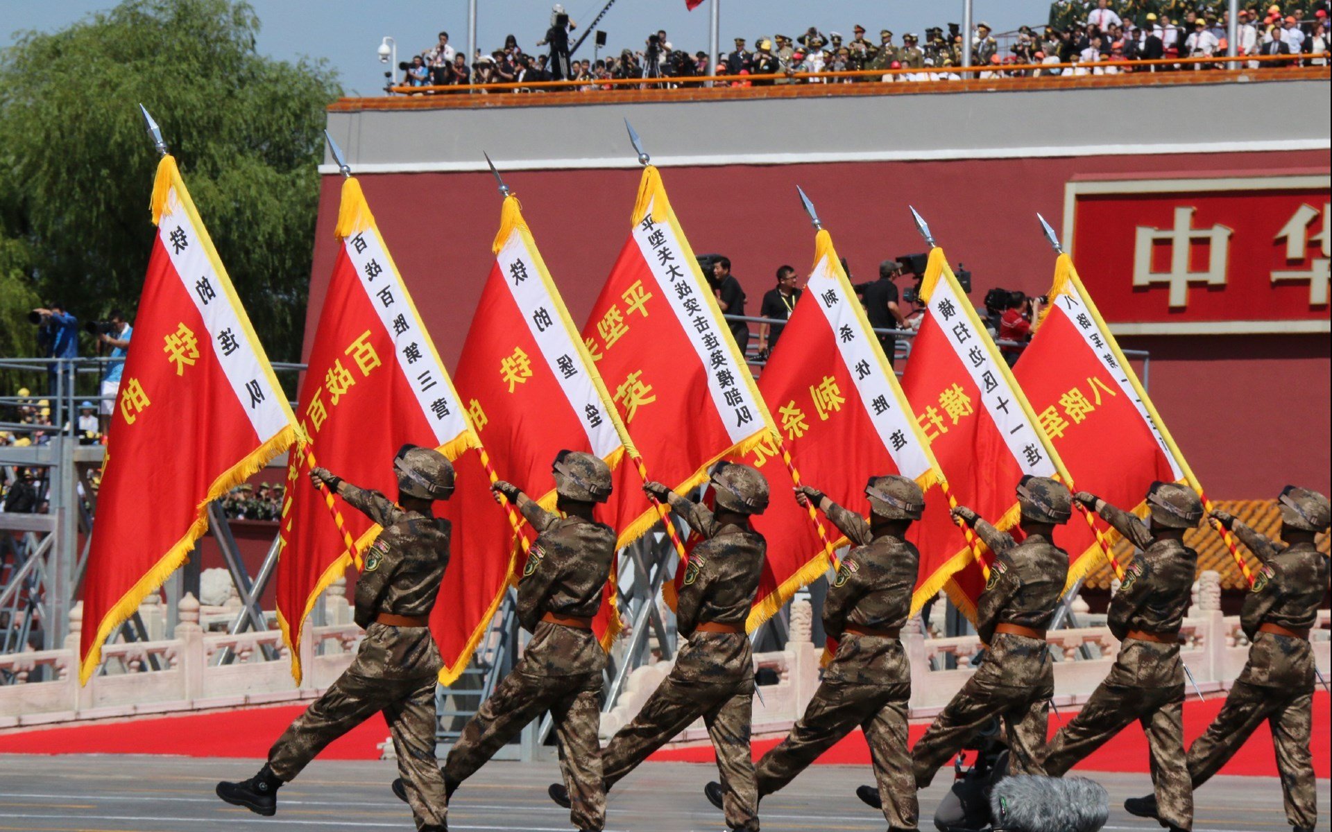 冰与火之歌，2026世界杯黑马之战，哥伦比亚以控球之名撕裂芬兰，哈兰德独木难支